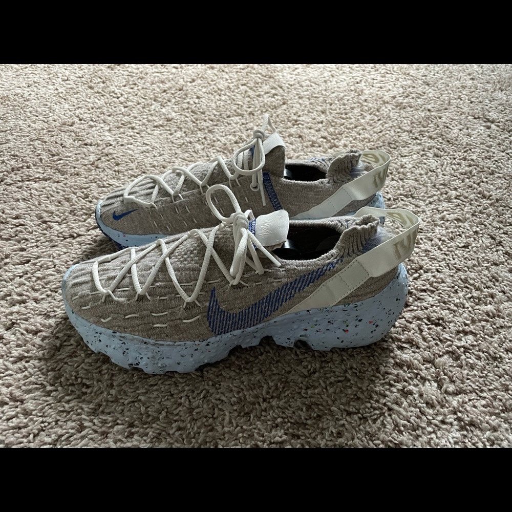 Nike space hippie